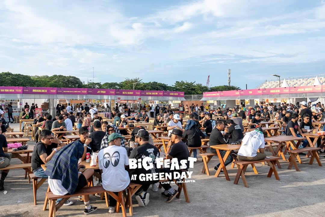 Fuel Your Concert Hype with BIG Feast at Greenday Concert!